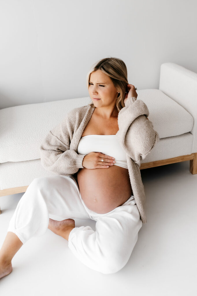 Minimal studio maternity photography
