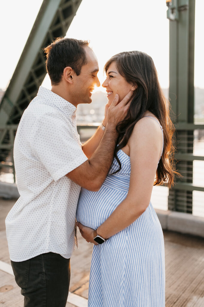 Maternity session outfit ideas