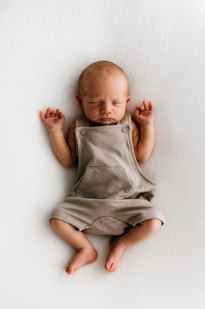 Professional baby photographer Minnesota
