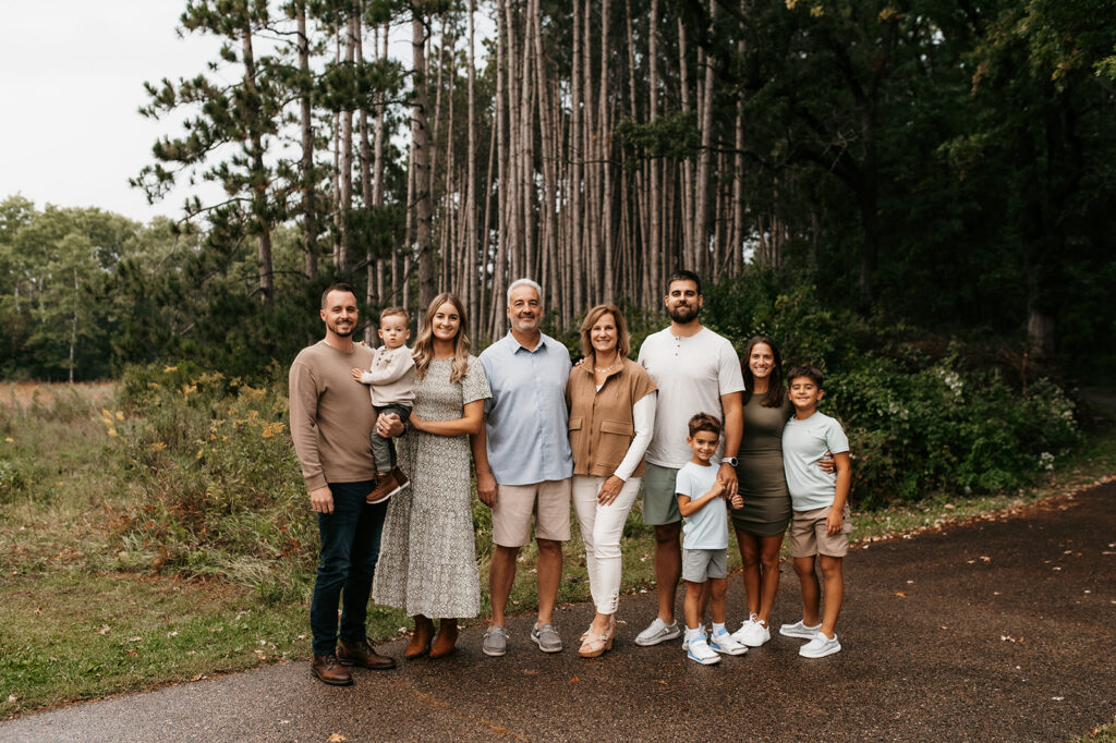 multi-generational family photos Wisconsin
