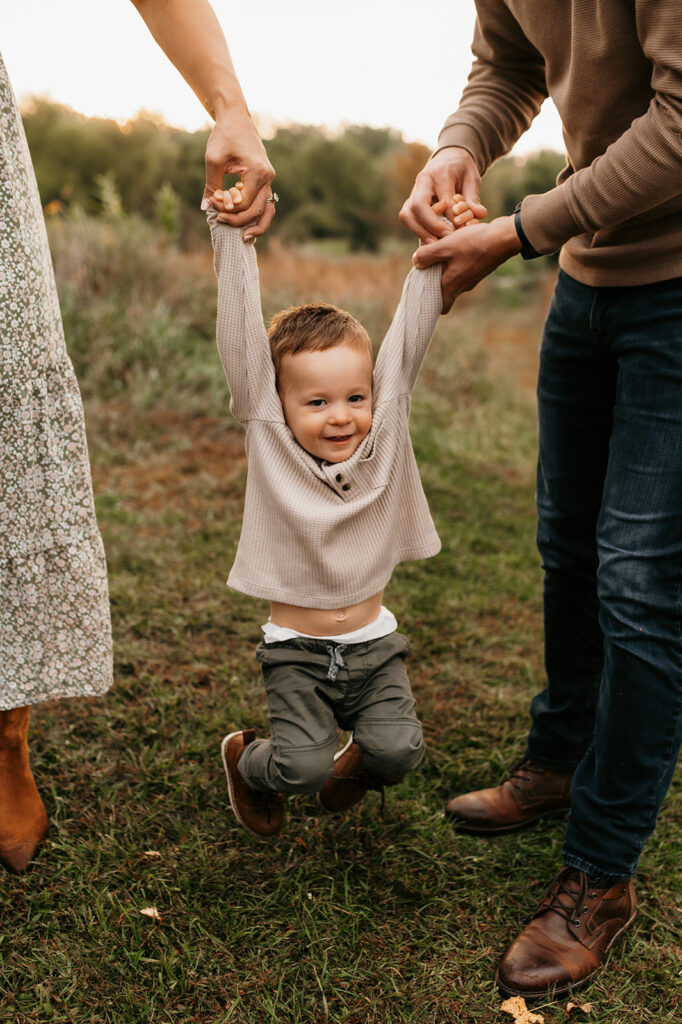 Outdoor family photography Somerset WI