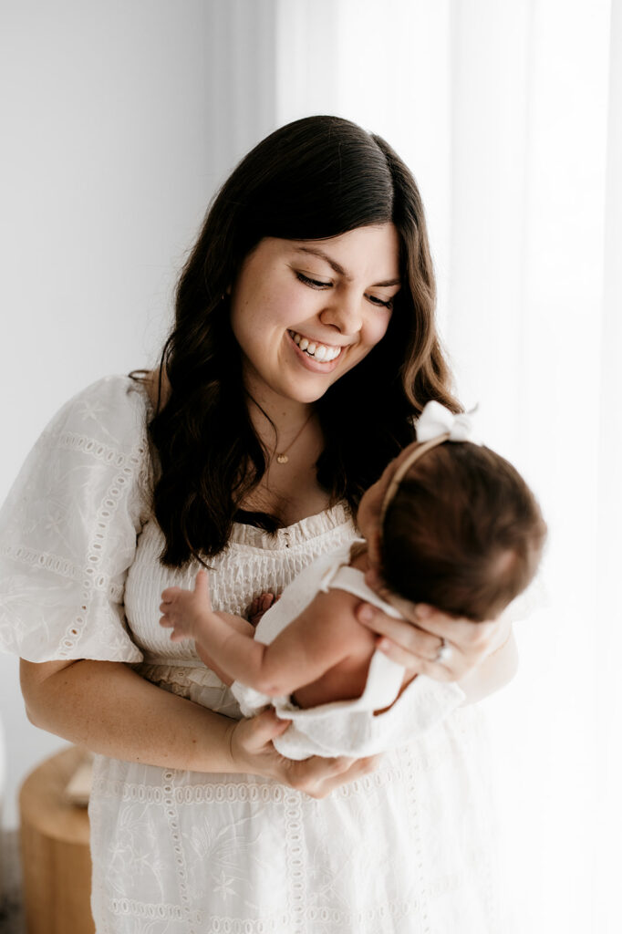 WI maternity and newborn photographer