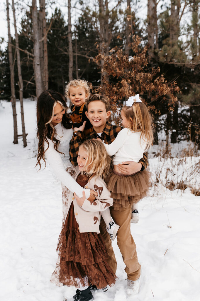 Winter family photography Wisconsin