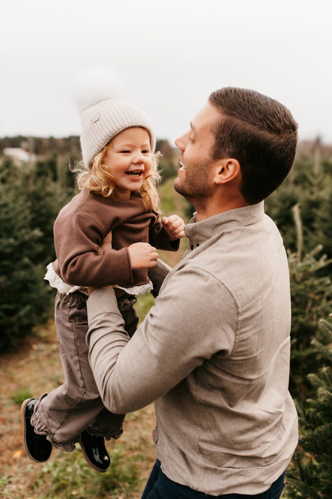 Tree farm holiday photos Hudson WI